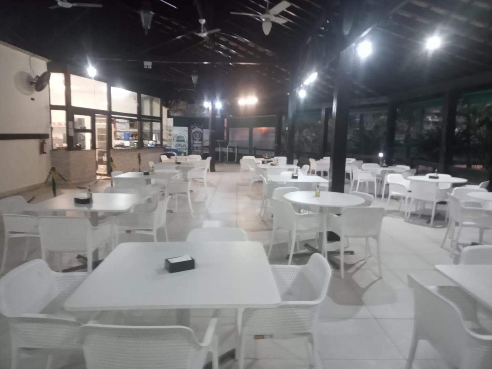 Ap Refugio Do Pirata Wembley Tenis Toninhas Ubatuba Buitenkant foto